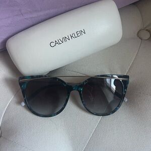 Calvin Klein Women's Green Tortoise Sunglasses